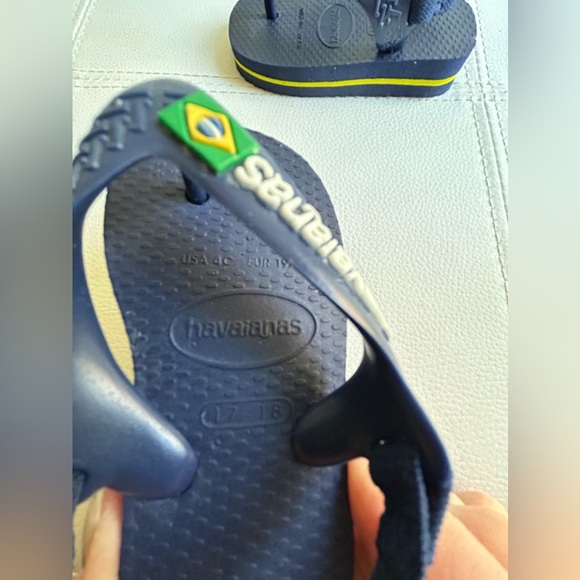 Havaianas toddler sandles size 2/3t - Picture 3 of 3